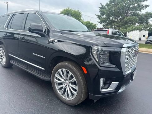 Used 2023 GMC Yukon Denali AWD/4WD image 2
