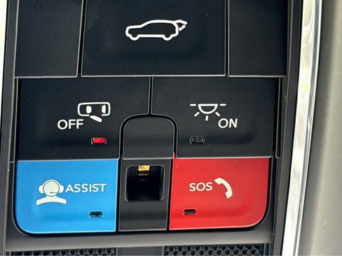 Used 2024 Jeep Grand Cherokee Altitude AWD/4WD image 26
