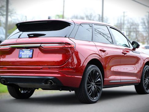 Used 2023 Lincoln Corsair AWD w/ Equipment Group 101A image 5