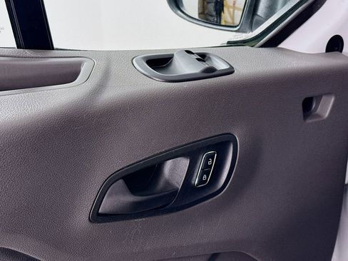 Used 2022 Ford Transit 350 XLT image 20