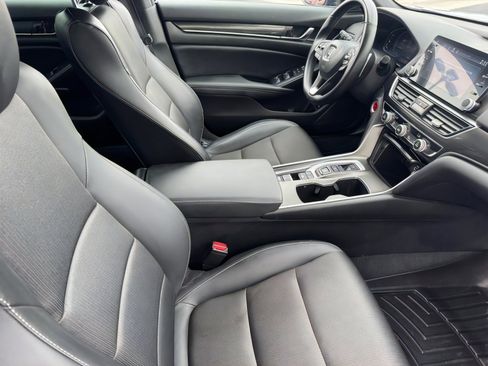 Used 2022 Honda Accord Sport image 12
