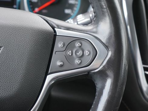Used 2018 Chevrolet Traverse LT FWD image 16