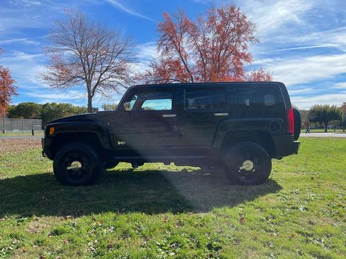 Used 2008 HUMMER H3 Luxury w/ Chrome Appearance Package image 36