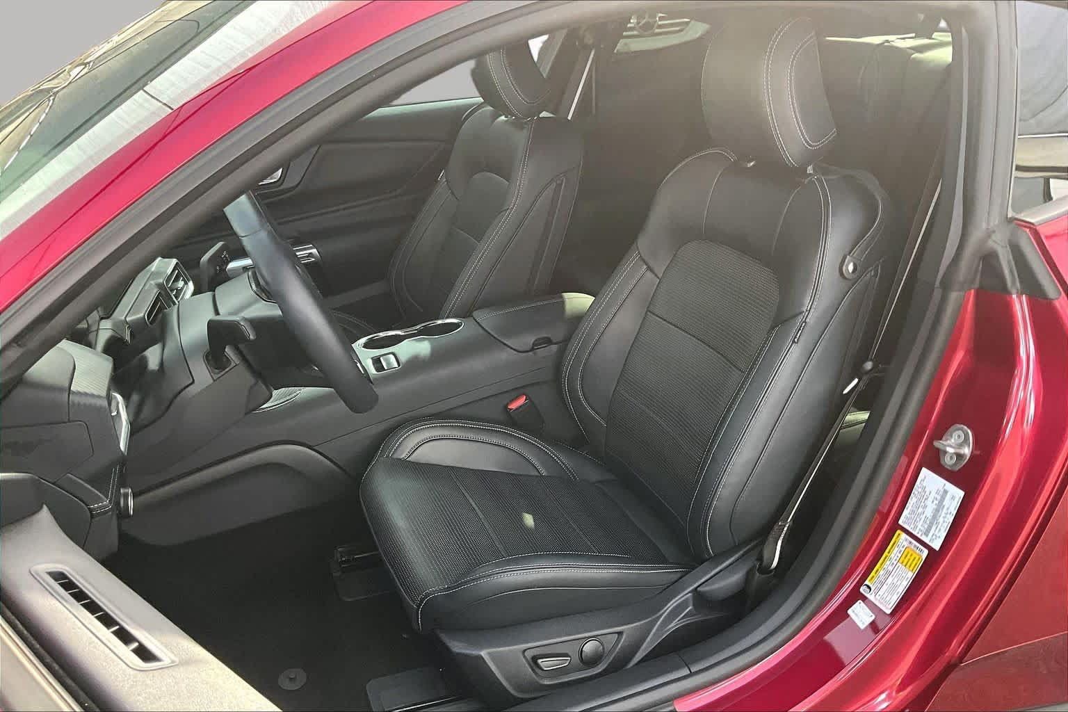 Used 2025 Ford Mustang Premium RWD image 8