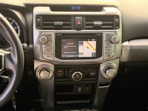 Used 2018 Toyota 4Runner SR5 Premium AWD/4WD image 16