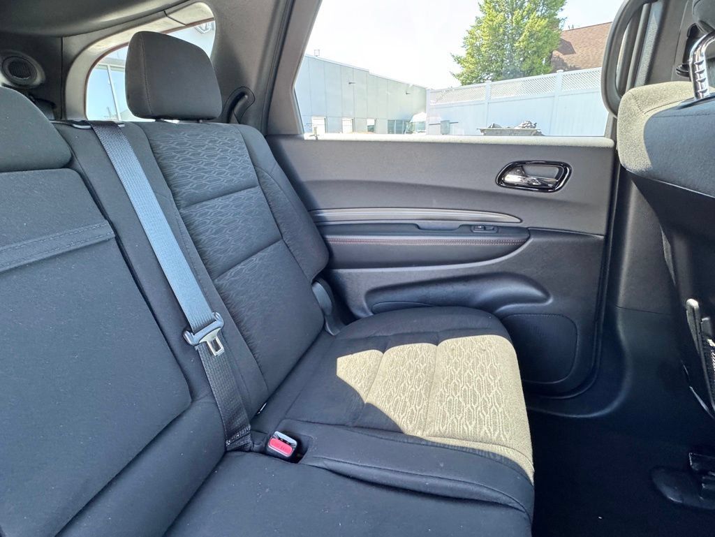 Certified 2025 Dodge Durango R/T w/ Blacktop Package AWD/4WD image 23