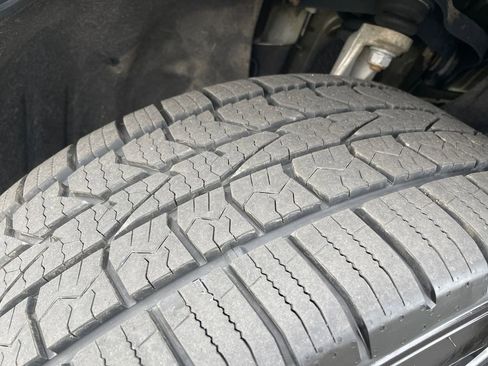 Used 2018 Jeep Grand Cherokee Altitude image 30