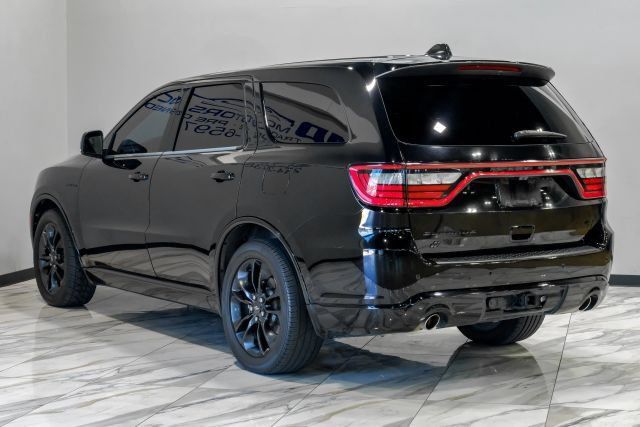 Used 2022 Dodge Durango R/T w/ Blacktop Package AWD/4WD image 16