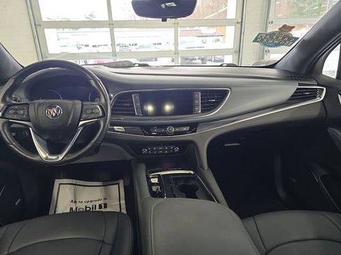 Certified 2024 Buick Enclave Premium image 11
