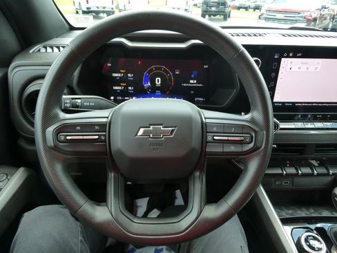 Certified 2024 Chevrolet Colorado Trail Boss w/ Advanced Trailering Package AWD/4WD image 33