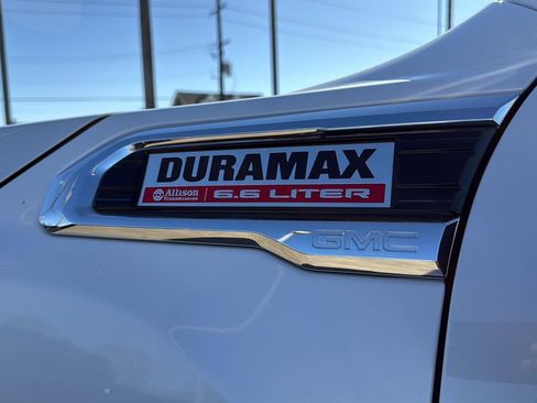 Used 2020 GMC Sierra 2500 Denali w/ Denali Ultimate Package image 10