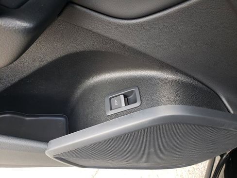 Used 2025 Audi Q5 2.0T Premium image 34