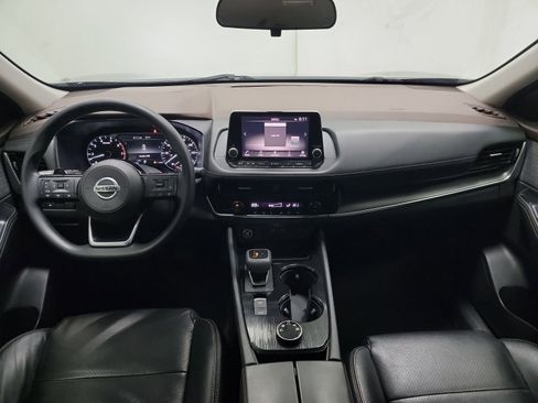 Used 2021 Nissan Rogue SV image 20