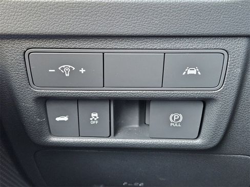 Used 2023 Hyundai Sonata SEL image 18