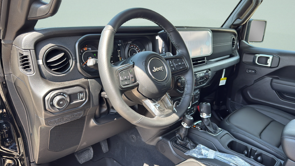 New 2027 Jeep Wrangler Unlimited Rubicon 392 AWD/4WD image 19