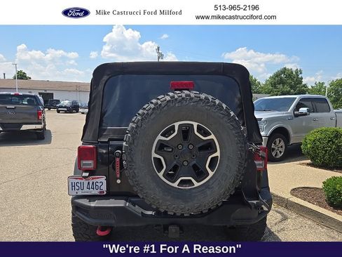 Used 2015 Jeep Wrangler Unlimited Rubicon AWD/4WD image 4