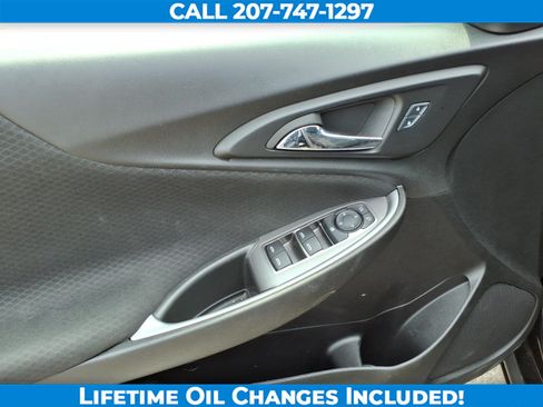 Used 2024 Chevrolet Malibu LT FWD image 11