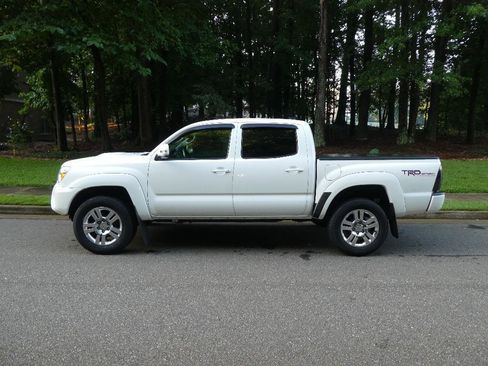 Used 2012 Toyota Tacoma PreRunner w/ TRD Sport Upgrade Pkg RWD image 1