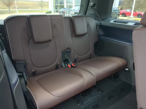 New 2025 Volkswagen ID. Buzz Pro S image 10