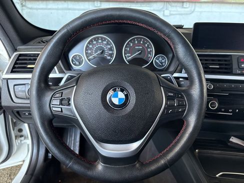 Used 2017 BMW 330i Sedan w/ Driver Assistance Package RWD image 13
