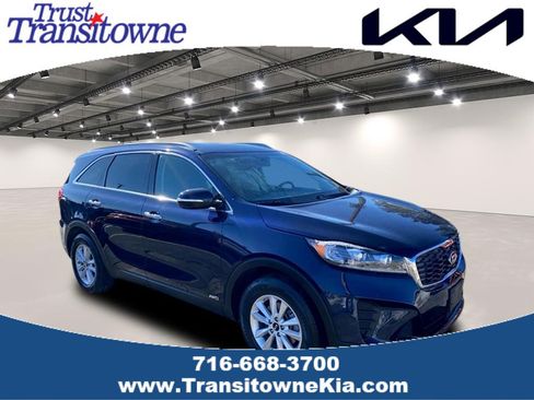 Used 2020 Kia Sorento LX w/ LX I4 Convenience Package image 1