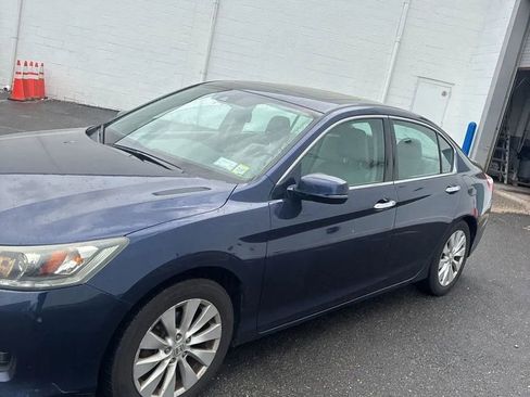 Used 2015 Honda Accord EX-L image 2