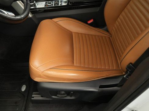 Used 2019 Land Rover Discovery HSE AWD/4WD image 34