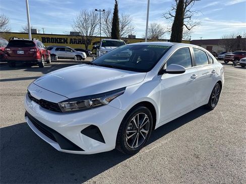 Used 2024 Kia Forte LXS image 7