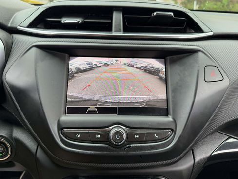 Certified 2023 Chevrolet TrailBlazer LT FWD image 22