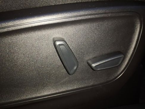 New 2026 Ford Escape Active w/ Active Premium Tech Pack image 9