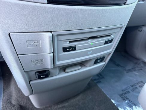 Used 2014 Honda Odyssey EX-L image 19