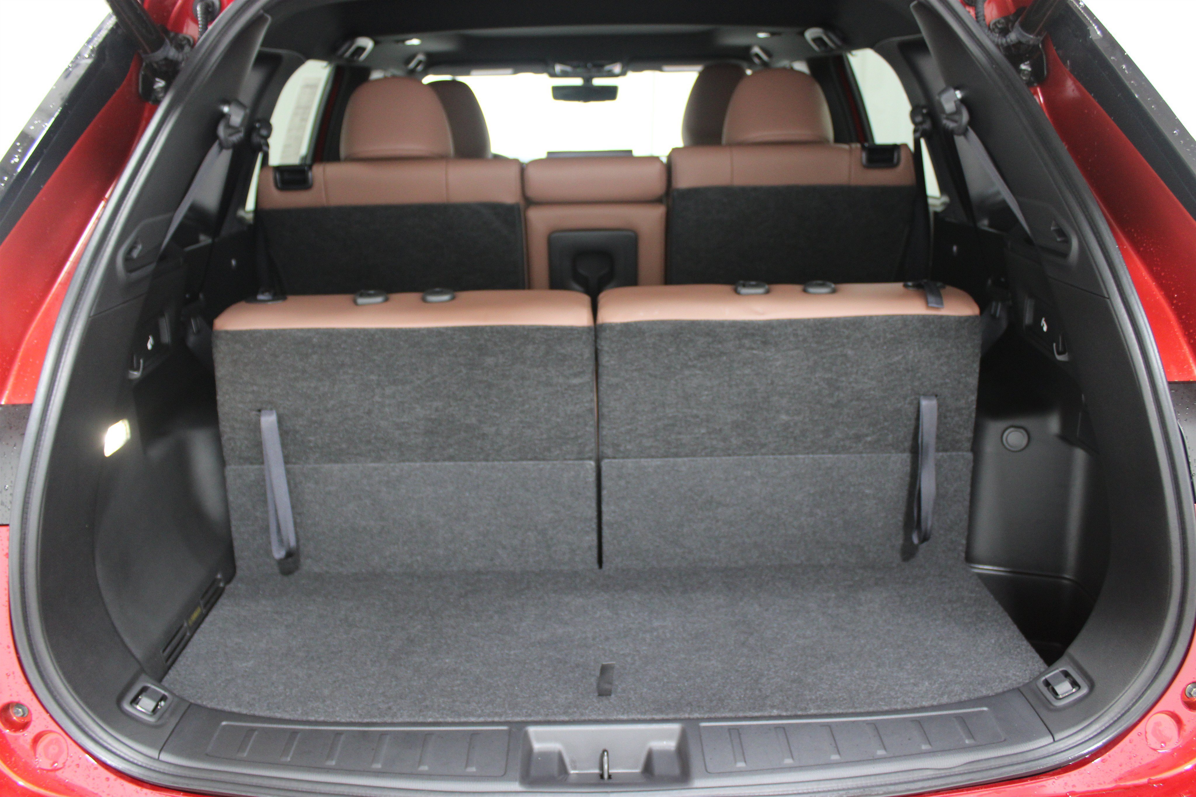 Used 2025 Mitsubishi Outlander AWD image 32