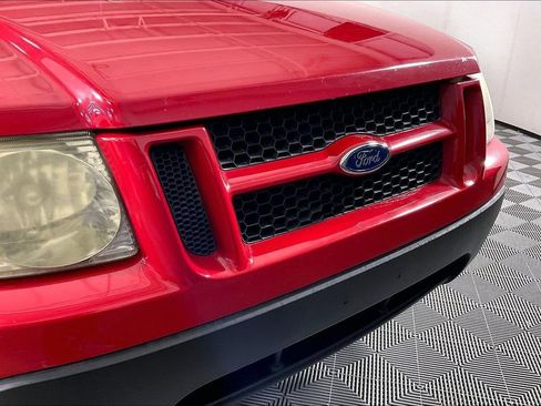 Used 2005 Ford Explorer Sport Trac XLS image 33