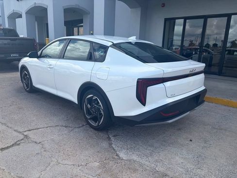 Used 2025 Kia K4 EX FWD image 10