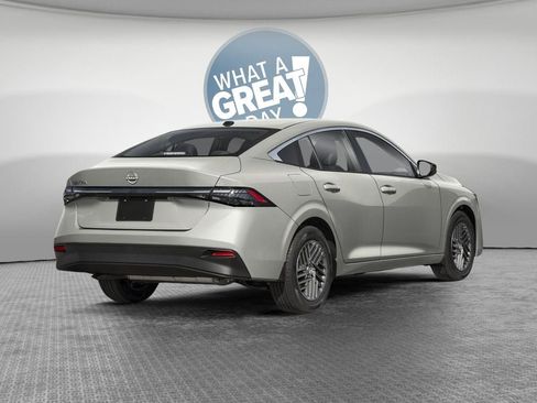 New 2026 Nissan Sentra SL w/ Floor Mat Package FWD image 3