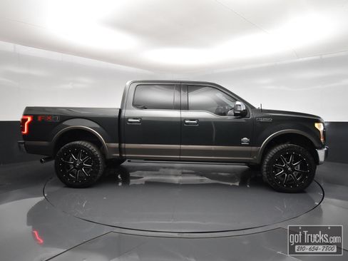 Used 2015 Ford F150 King Ranch w/ Equipment Group 601A Luxury AWD/4WD image 52