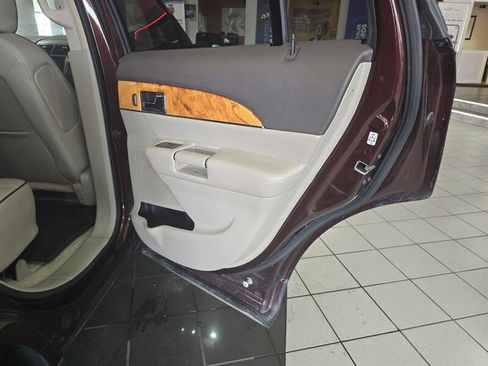 Used 2012 Lincoln MKX AWD image 15