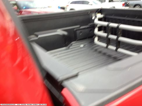 Used 2022 Toyota Tacoma SR w/ SR Convenience Package RWD image 9