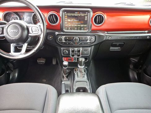 Used 2021 Jeep Wrangler Unlimited Rubicon image 16