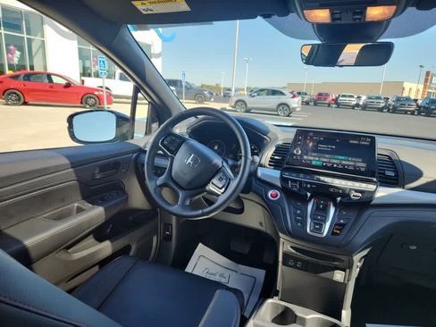 Certified 2025 Honda Odyssey Sport-L image 19
