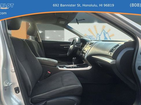 Used 2013 Nissan Altima 2.5 S FWD image 11