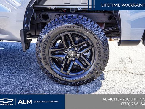 New 2026 Chevrolet Silverado 1500 Custom Trail Boss w/ LPO, Dark Essentials Package image 13