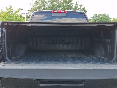 Used 2017 GMC Sierra 1500 Denali w/ Denali Ultimate Package AWD/4WD image 30