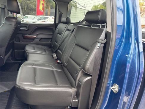 Used 2019 GMC Sierra 2500 SLT w/ Duramax Plus Package AWD/4WD image 11