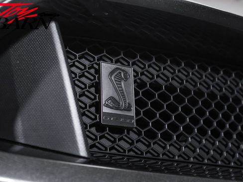 Used 2020 Ford Mustang Shelby GT350 w/ Technology Package RWD image 9