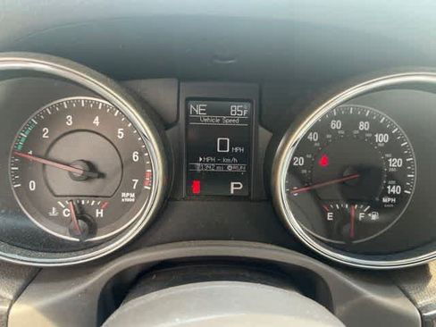 Used 2013 Jeep Grand Cherokee Laredo AWD/4WD image 9