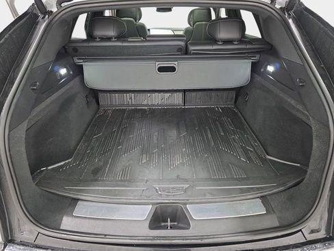 Certified 2024 Cadillac Lyriq Luxury image 32