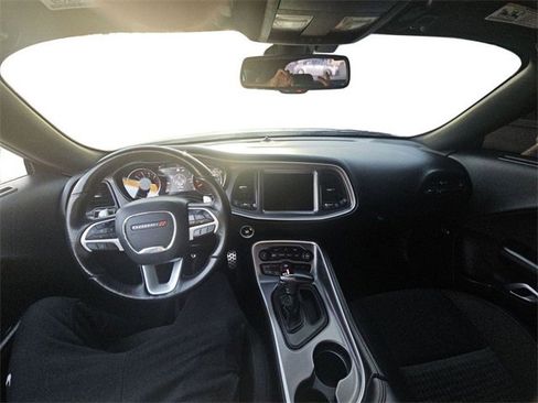 Used 2019 Dodge Challenger R/T Scat Pack image 11