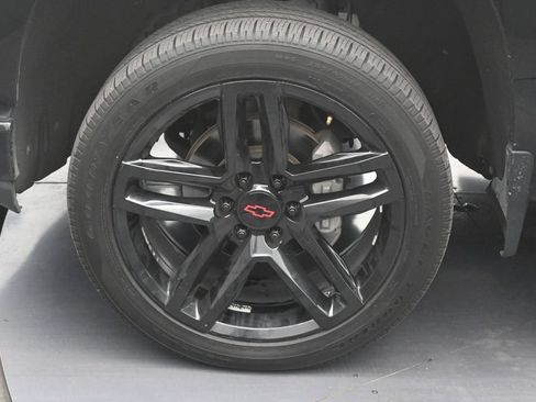 Used 2020 Chevrolet Silverado 1500 LT Trail Boss AWD/4WD image 11