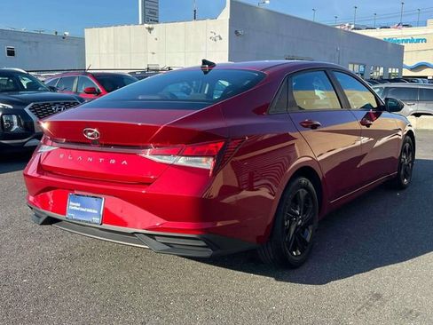 Certified 2023 Hyundai Elantra SEL FWD image 6